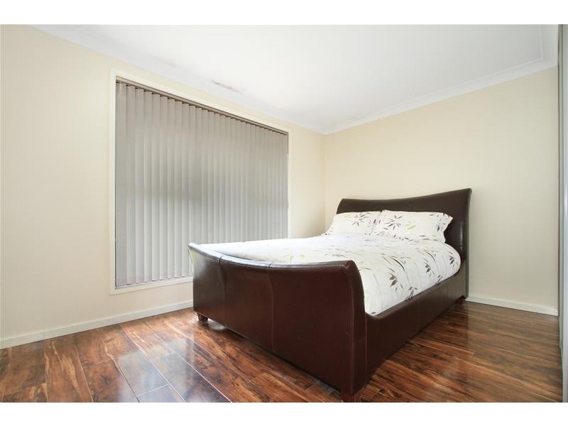 11 Newcombe Street, Berkeley NSW 2506