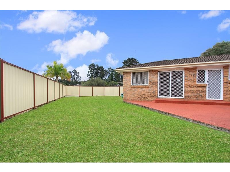 11 Newcombe Street, Berkeley NSW 2506