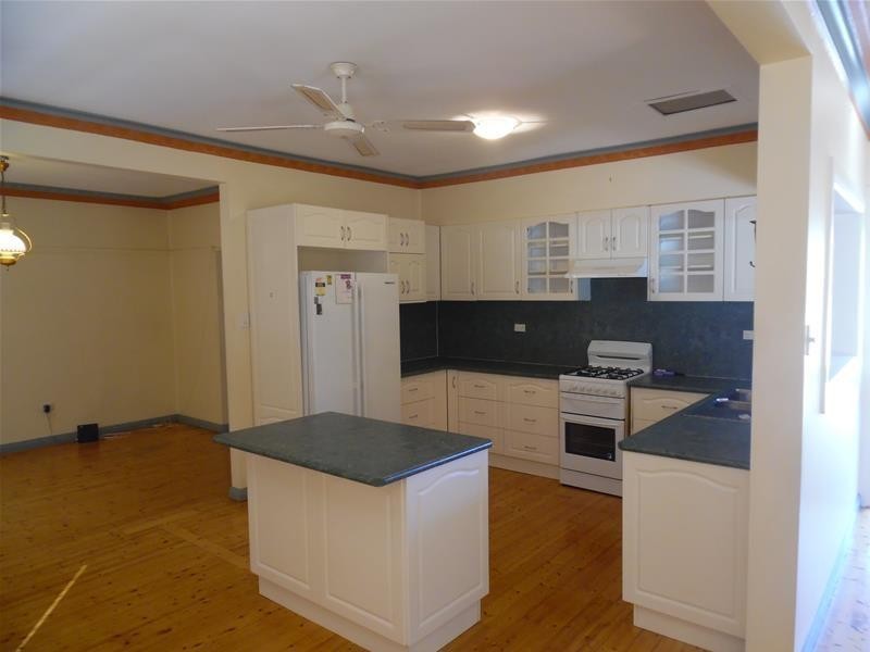 78 St Johns Avenue, Mangerton NSW 2500