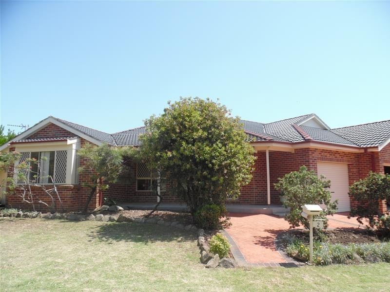 2/32 Cachia Bld, Horsley NSW 2530