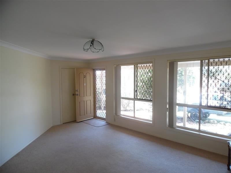 2/32 Cachia Bld, Horsley NSW 2530