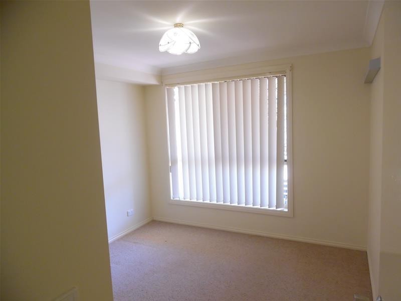 2/32 Cachia Bld, Horsley NSW 2530