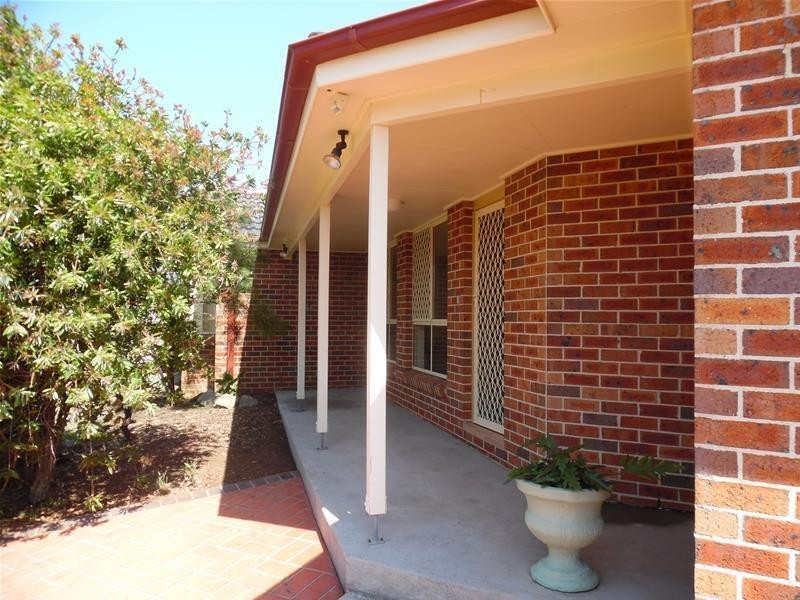 2/32 Cachia Bld, Horsley NSW 2530