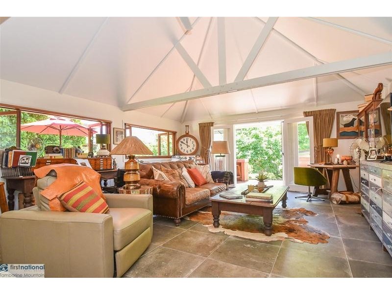 27 Yuulong Road, Tamborine Mountain QLD 4272