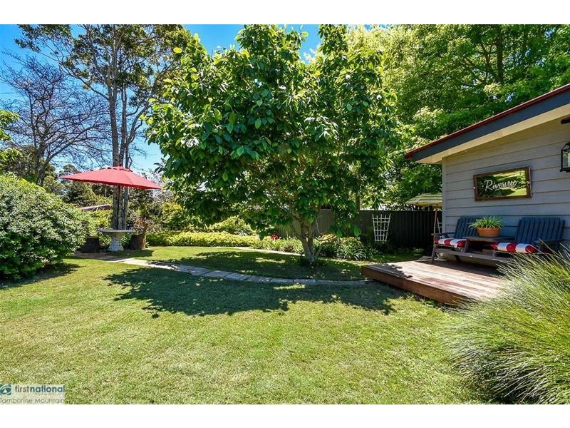 27 Yuulong Road, Tamborine Mountain QLD 4272