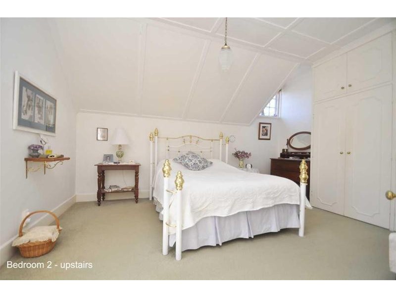 1 Cliff Way, Tamborine Mountain QLD 4272