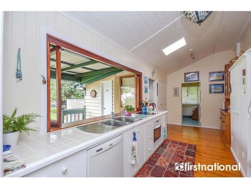 52 North Street, Tamborine Mountain QLD 4272