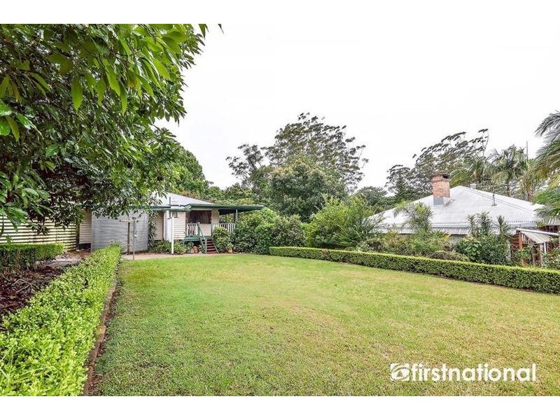 52 North Street, Tamborine Mountain QLD 4272