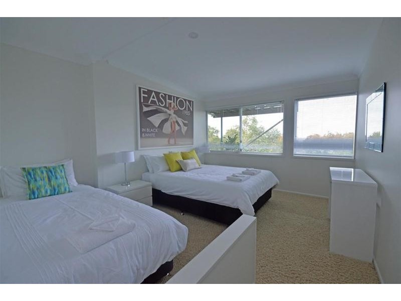 16 Erebus Court, Tamborine Mountain QLD 4272