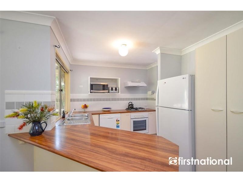 11 Orchis Drive, Tamborine Mountain QLD 4272