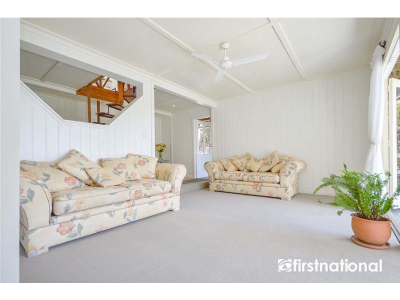 11 Orchis Drive, Tamborine Mountain QLD 4272