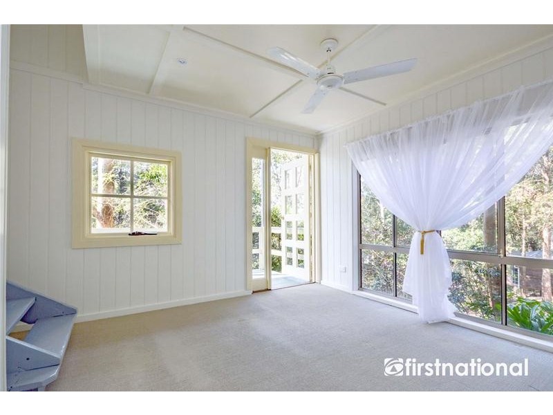 11 Orchis Drive, Tamborine Mountain QLD 4272