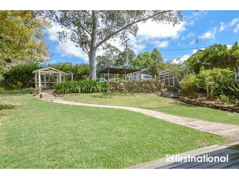 11 Orchis Drive, Tamborine Mountain QLD 4272