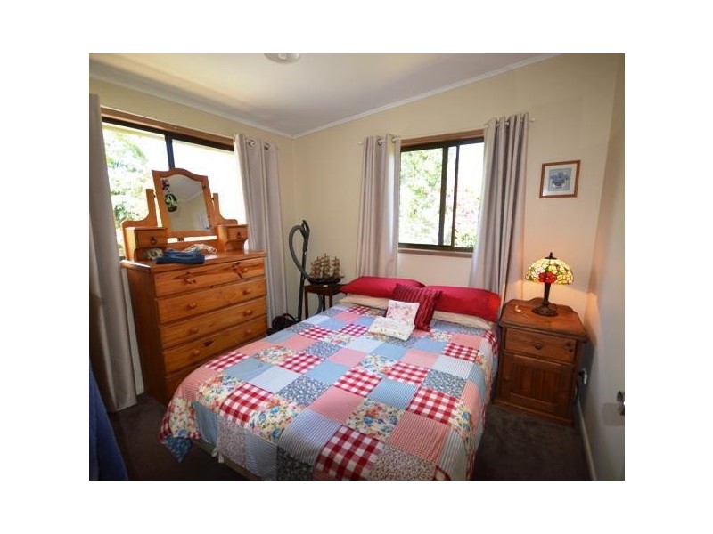 Eagle Heights QLD 4271