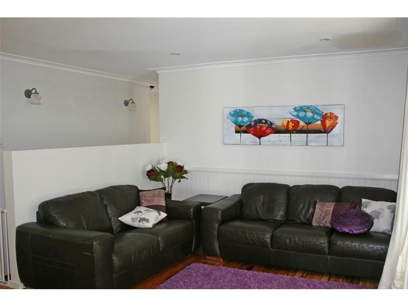 53 Long Road, Eagle Heights QLD 4271