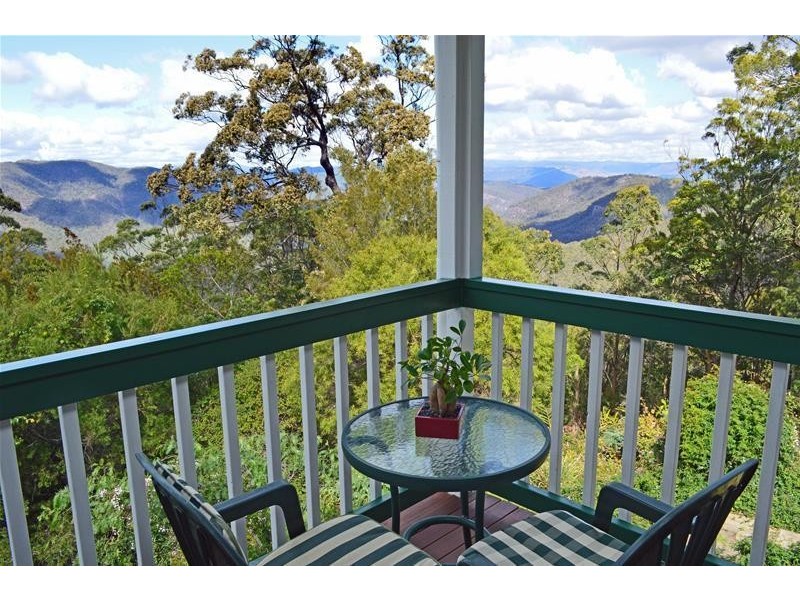 53 Landman Court, Tamborine Mountain QLD 4272