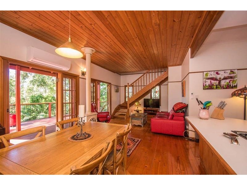 123 Contour Road, Tamborine Mountain QLD 4272
