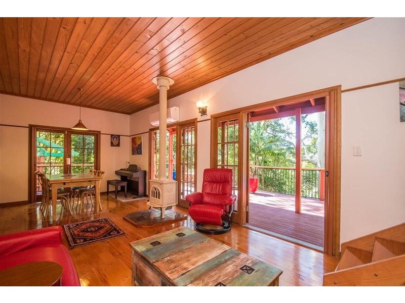 123 Contour Road, Tamborine Mountain QLD 4272