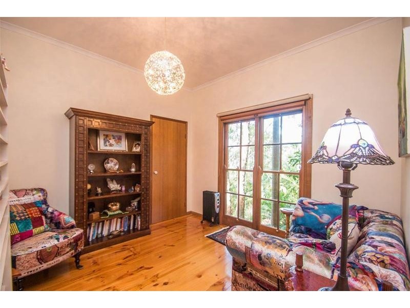 123 Contour Road, Tamborine Mountain QLD 4272