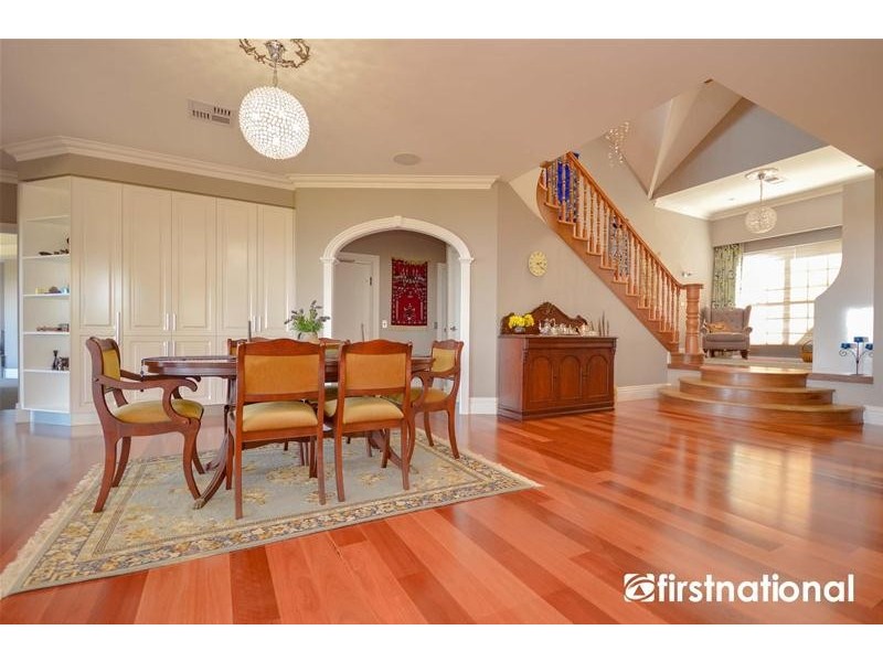 22 Paradise Drive, Tamborine Mountain QLD 4272