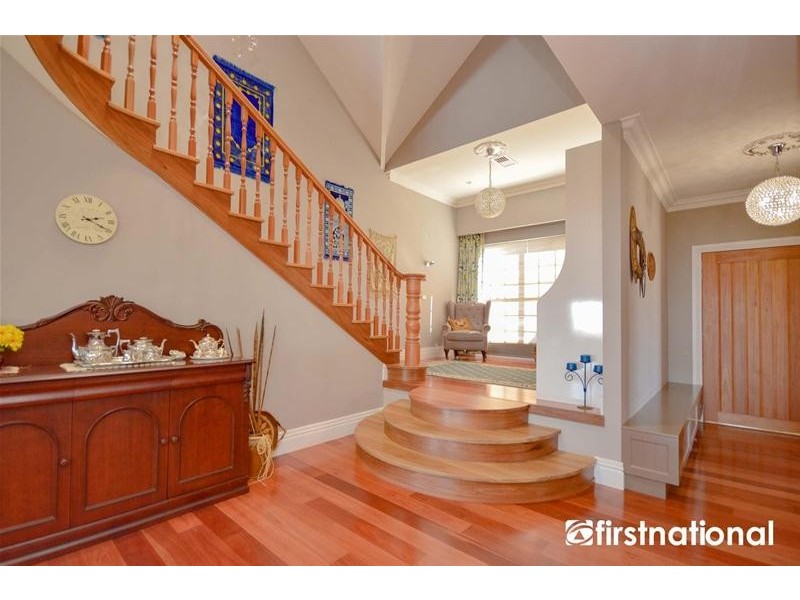 22 Paradise Drive, Tamborine Mountain QLD 4272