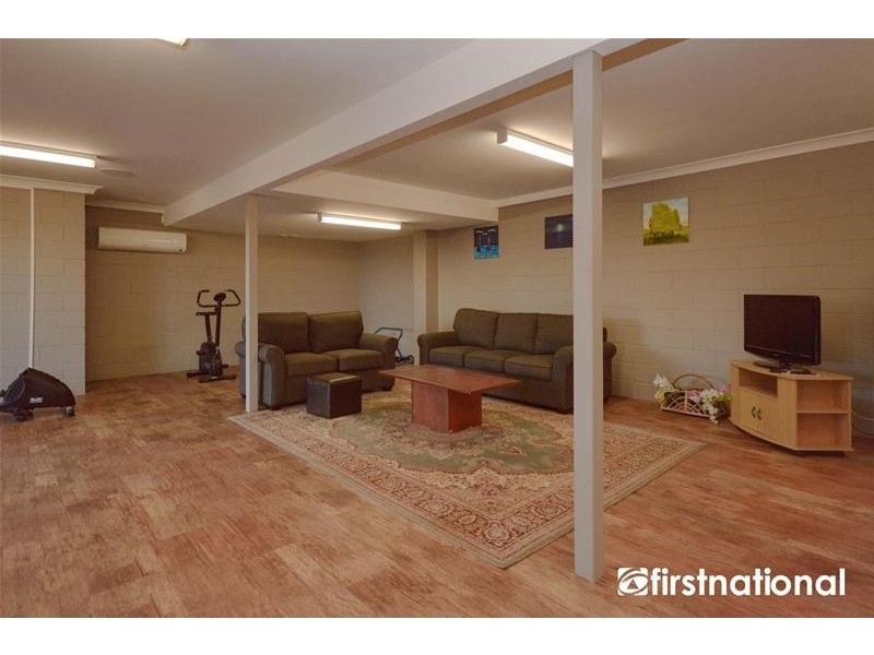 22 Paradise Drive, Tamborine Mountain QLD 4272