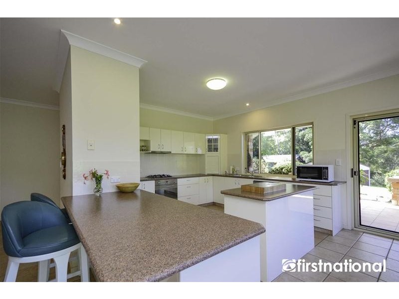 2 Ambon Court, Tamborine Mountain QLD 4272