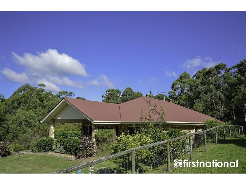 2 Ambon Court, Tamborine Mountain QLD 4272