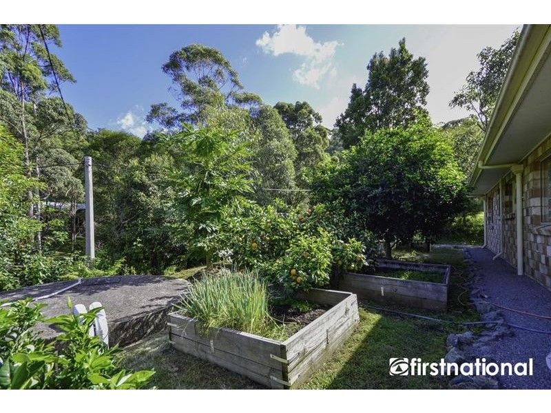 2 Ambon Court, Tamborine Mountain QLD 4272