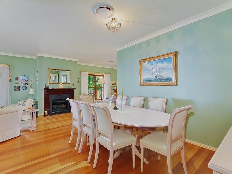 154 Macdonnell Road, Eagle Heights QLD 4271