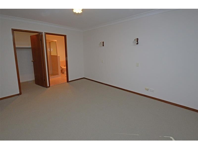 5 Morell Street, Tamborine Mountain QLD 4272