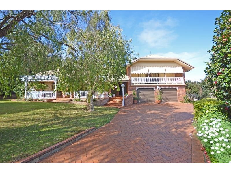 20 White Road, Tamborine Mountain QLD 4272