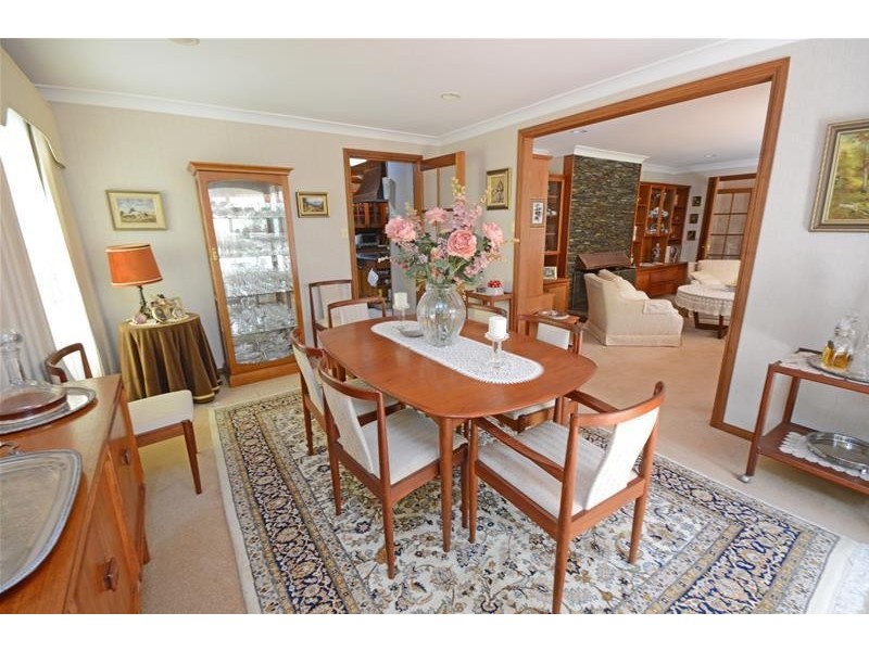 20 White Road, Tamborine Mountain QLD 4272