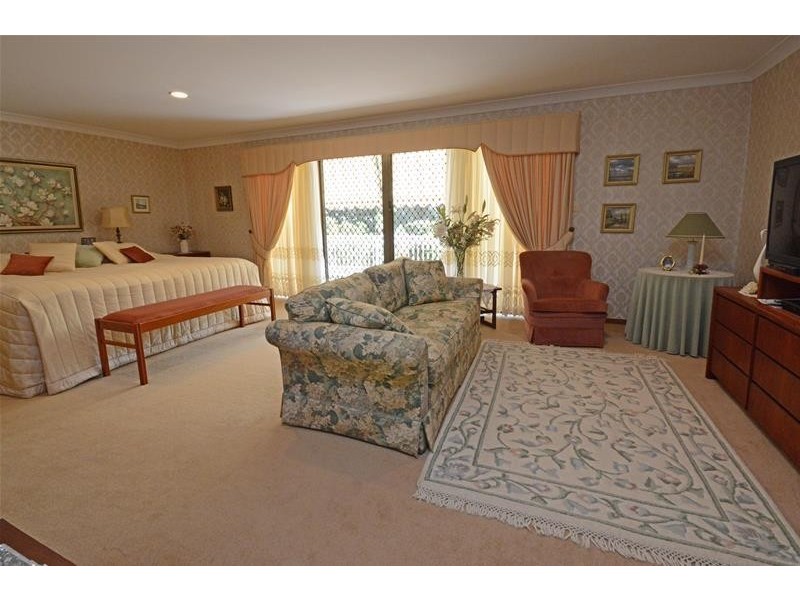 20 White Road, Tamborine Mountain QLD 4272