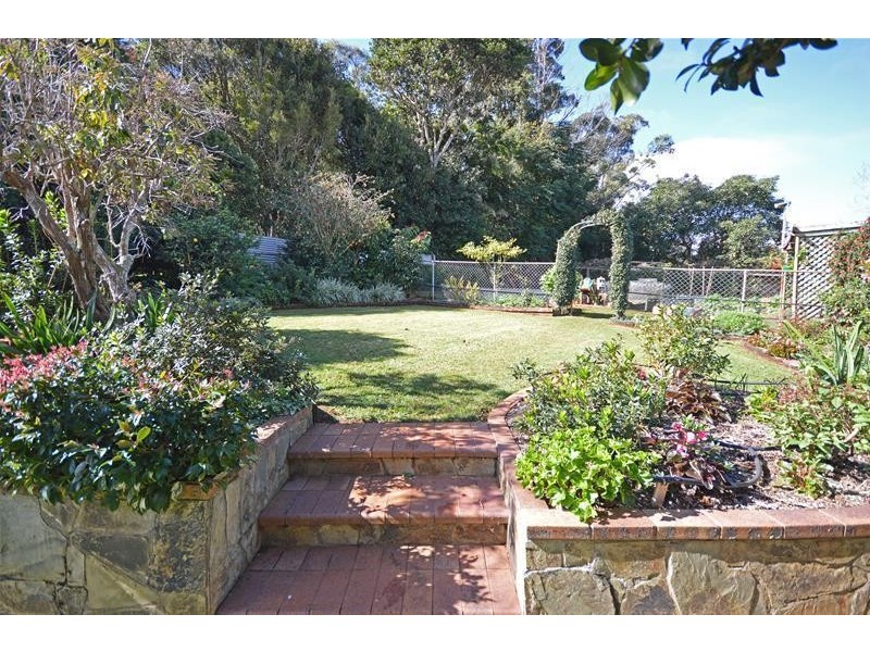 20 White Road, Tamborine Mountain QLD 4272