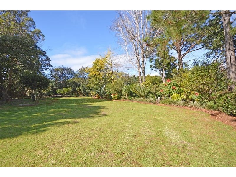 20 White Road, Tamborine Mountain QLD 4272