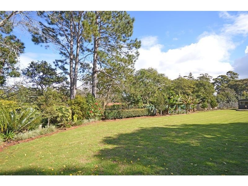 20 White Road, Tamborine Mountain QLD 4272