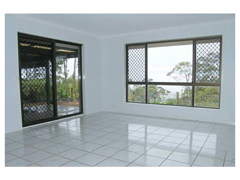 218 Beacon Road, North Tamborine QLD 4272