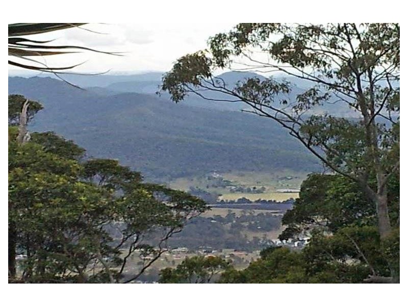 218 Beacon Road, North Tamborine QLD 4272