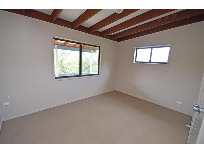 11 Saguaro Court, Tamborine Mountain QLD 4272