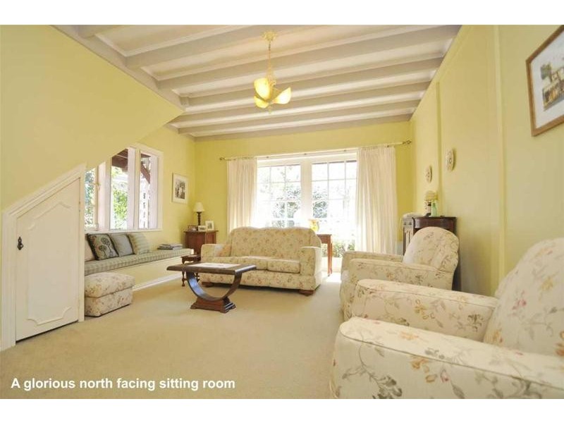 1 Cliff Way, Tamborine Mountain QLD 4272