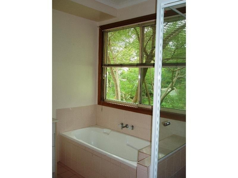 Eagle Heights QLD 4271