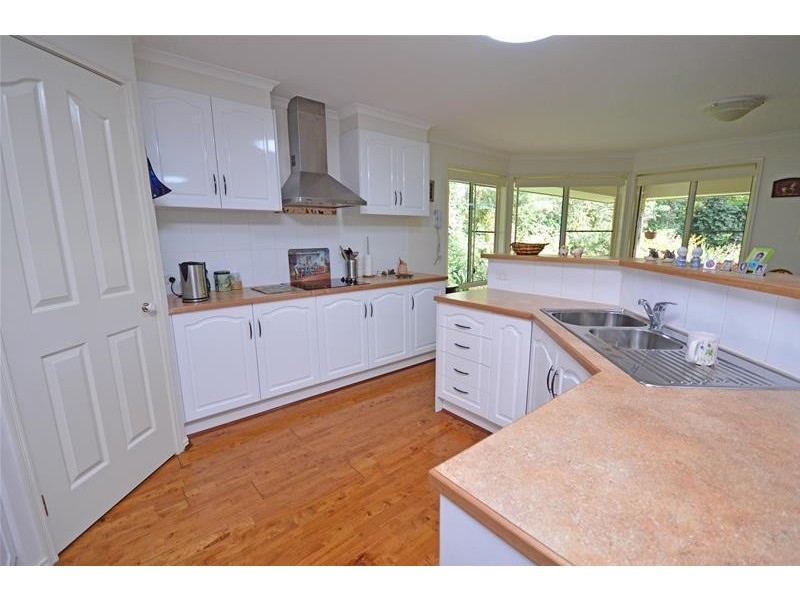 14 North Street, Tamborine Mountain QLD 4272