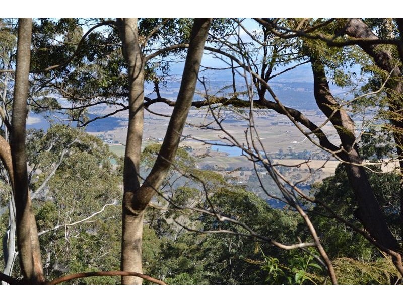 252 Beacon Road, North Tamborine QLD 4272