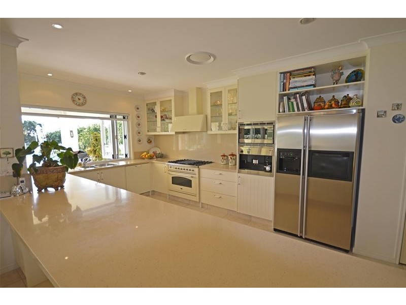 125  Eagle Heights Road, Tamborine Mountain QLD 4272