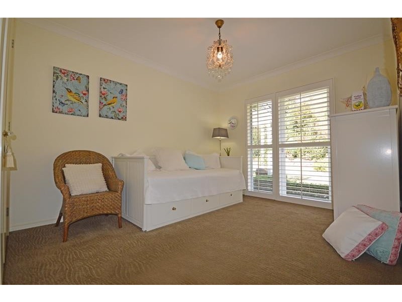 125  Eagle Heights Road, Tamborine Mountain QLD 4272