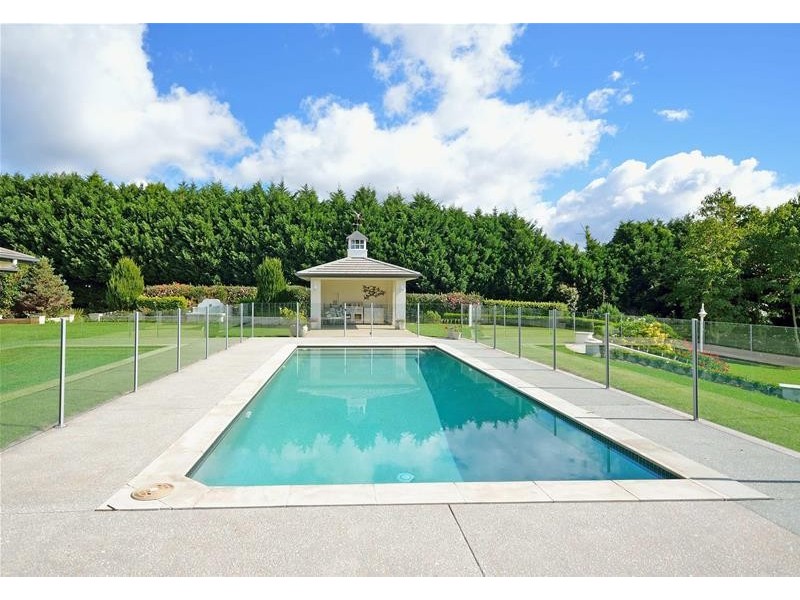 125  Eagle Heights Road, Tamborine Mountain QLD 4272