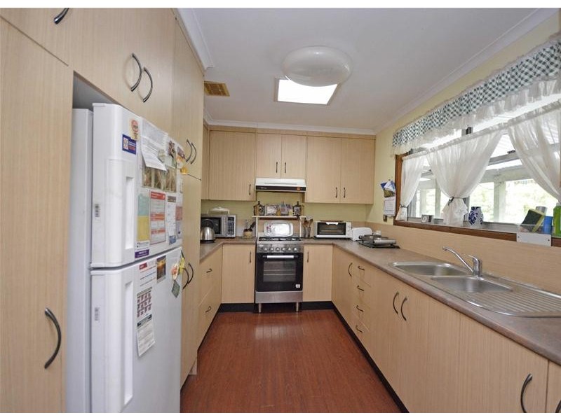 16 Orchis Drive, Tamborine Mountain QLD 4272