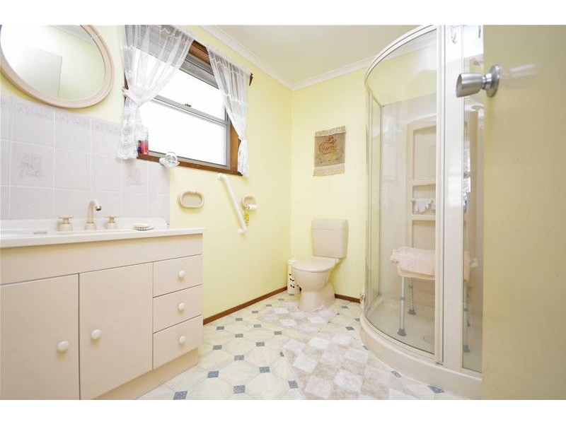 16 Orchis Drive, Tamborine Mountain QLD 4272