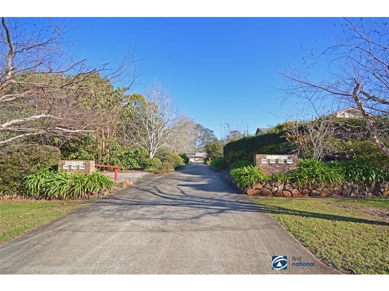 2/14 Yuulong Street, Tamborine Mountain QLD 4272